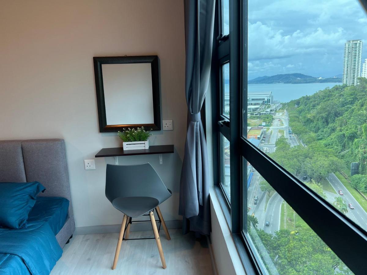 Apartment Dreams @ Jesselton Quay *
